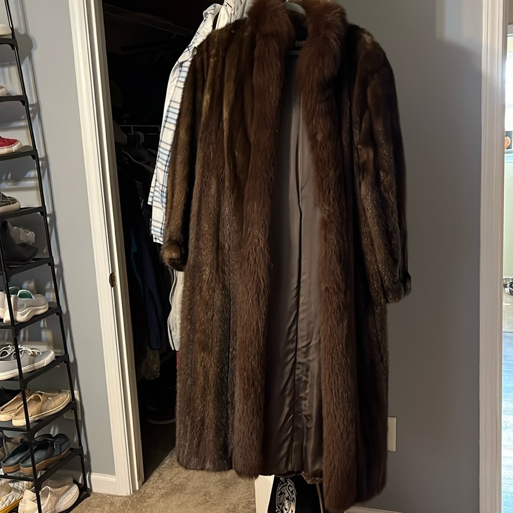Full length mink coat (1990)(Does have embroidered name Linda inside)